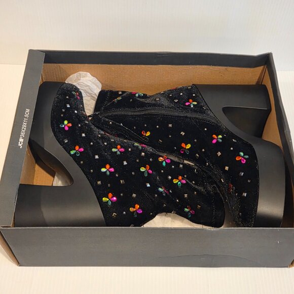 Betsey Johnson Womens Harriet Black Ankle Boots Shoes Size 9 Rhinestone Clusters - Picture 15 of 16